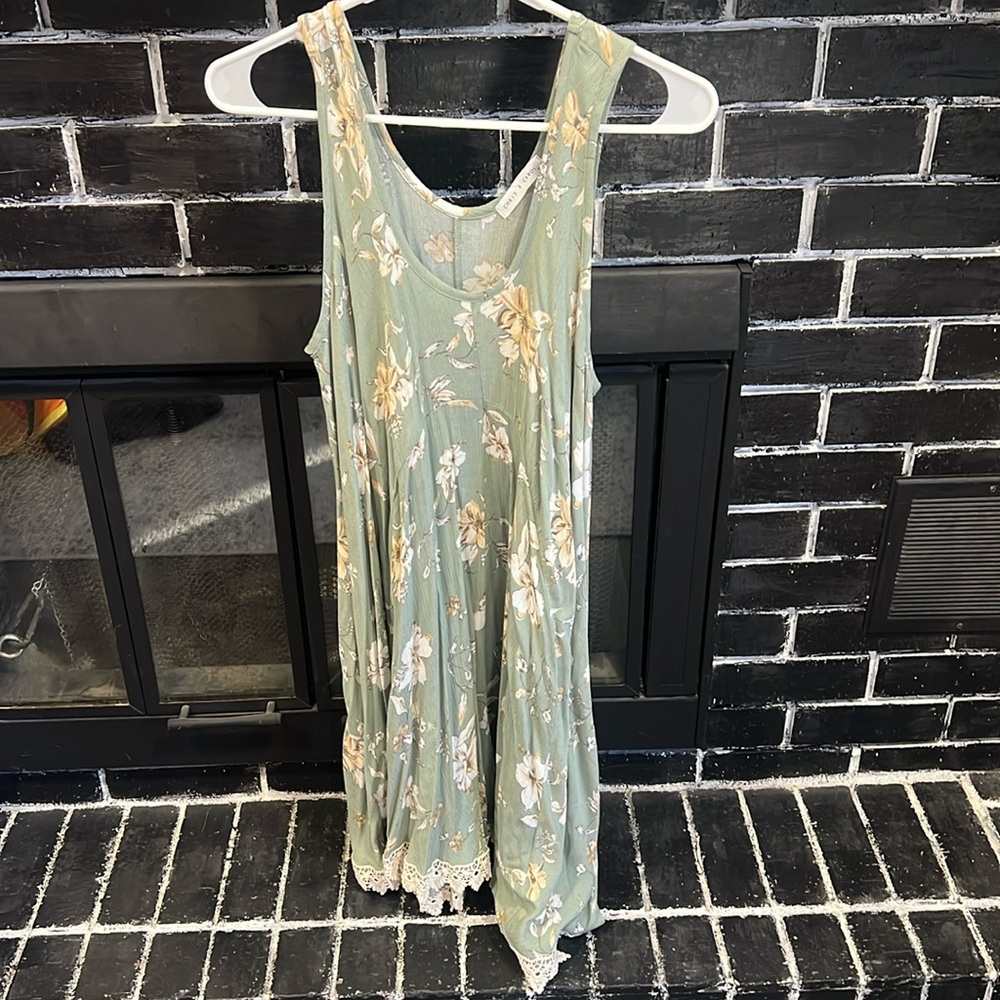 Women’s flowy dress